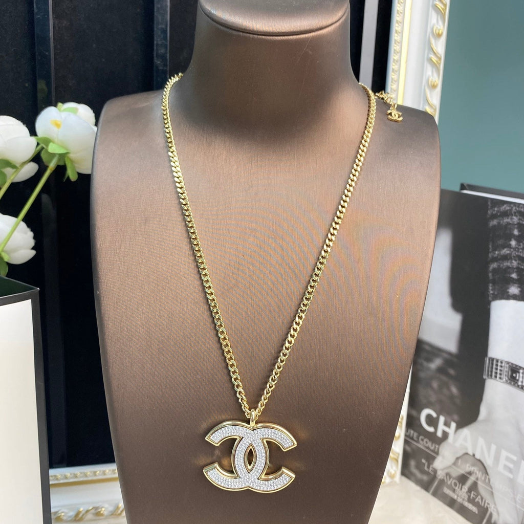 Chanel Diamond Gold Necklace